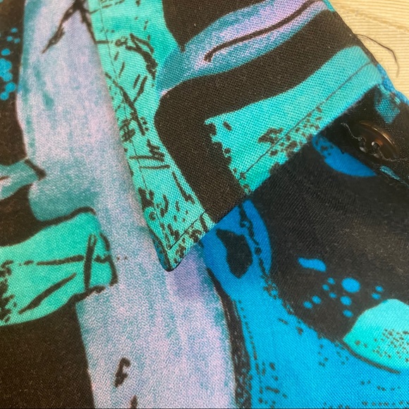 Vintage Montello XL Button up flowy shirt. - Picture 6 of 11